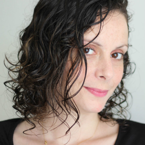 Ana Laura de Oliveira, fotógrafa